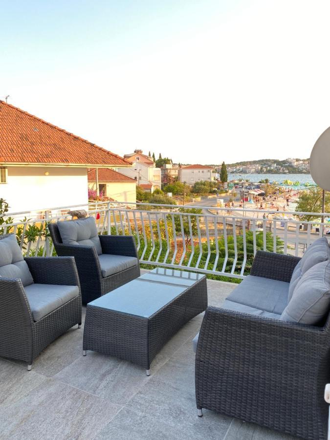 D.O.O. Yury Apartment Трогир Екстериор снимка