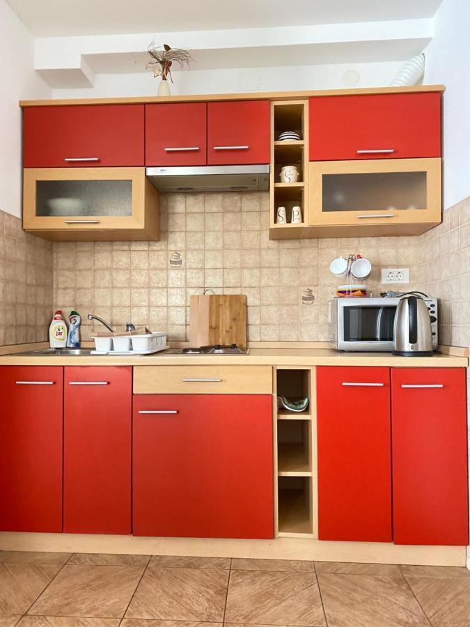 D.O.O. Yury Apartment Трогир Екстериор снимка