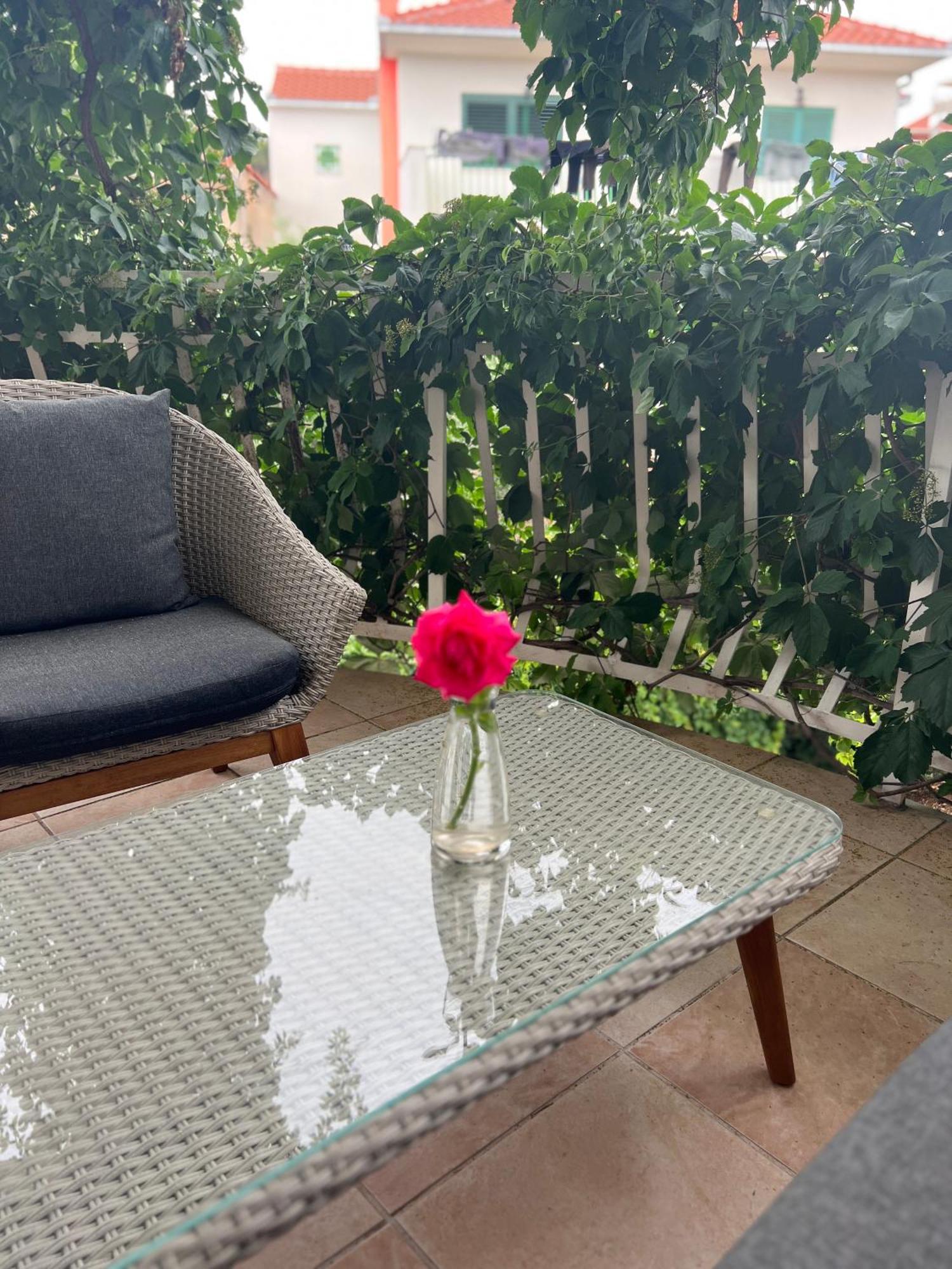 D.O.O. Yury Apartment Трогир Екстериор снимка