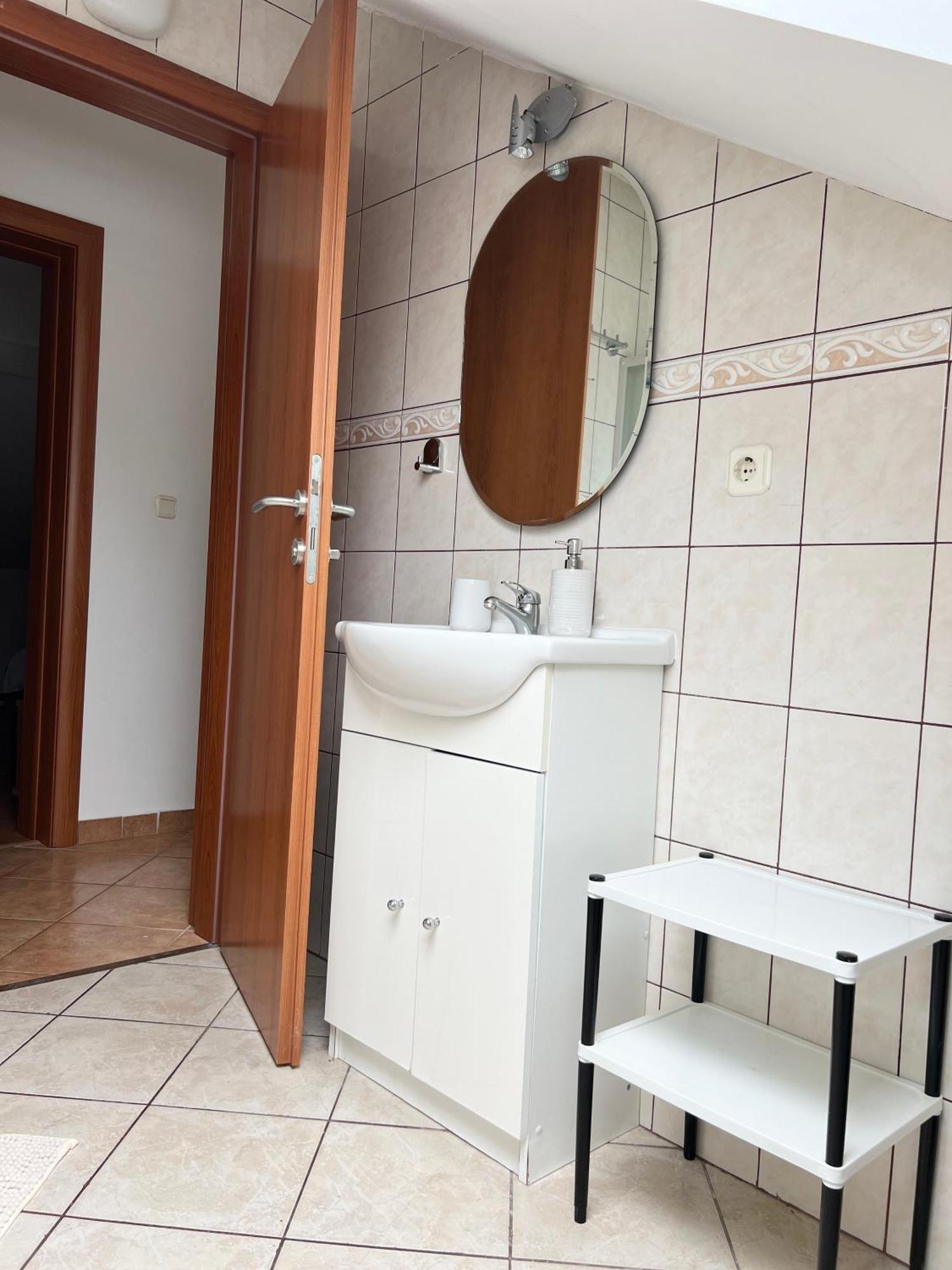 D.O.O. Yury Apartment Трогир Екстериор снимка