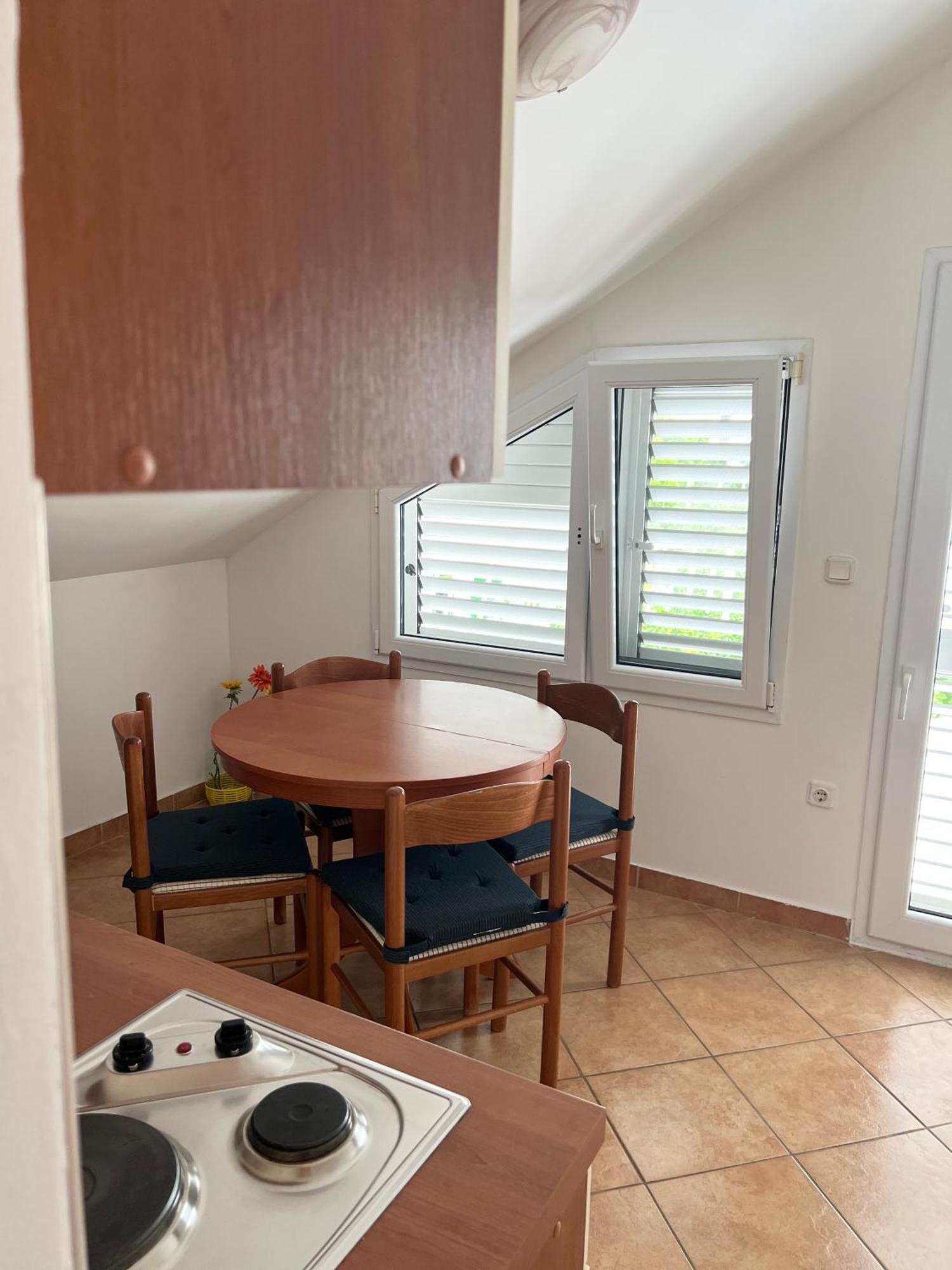 D.O.O. Yury Apartment Трогир Екстериор снимка