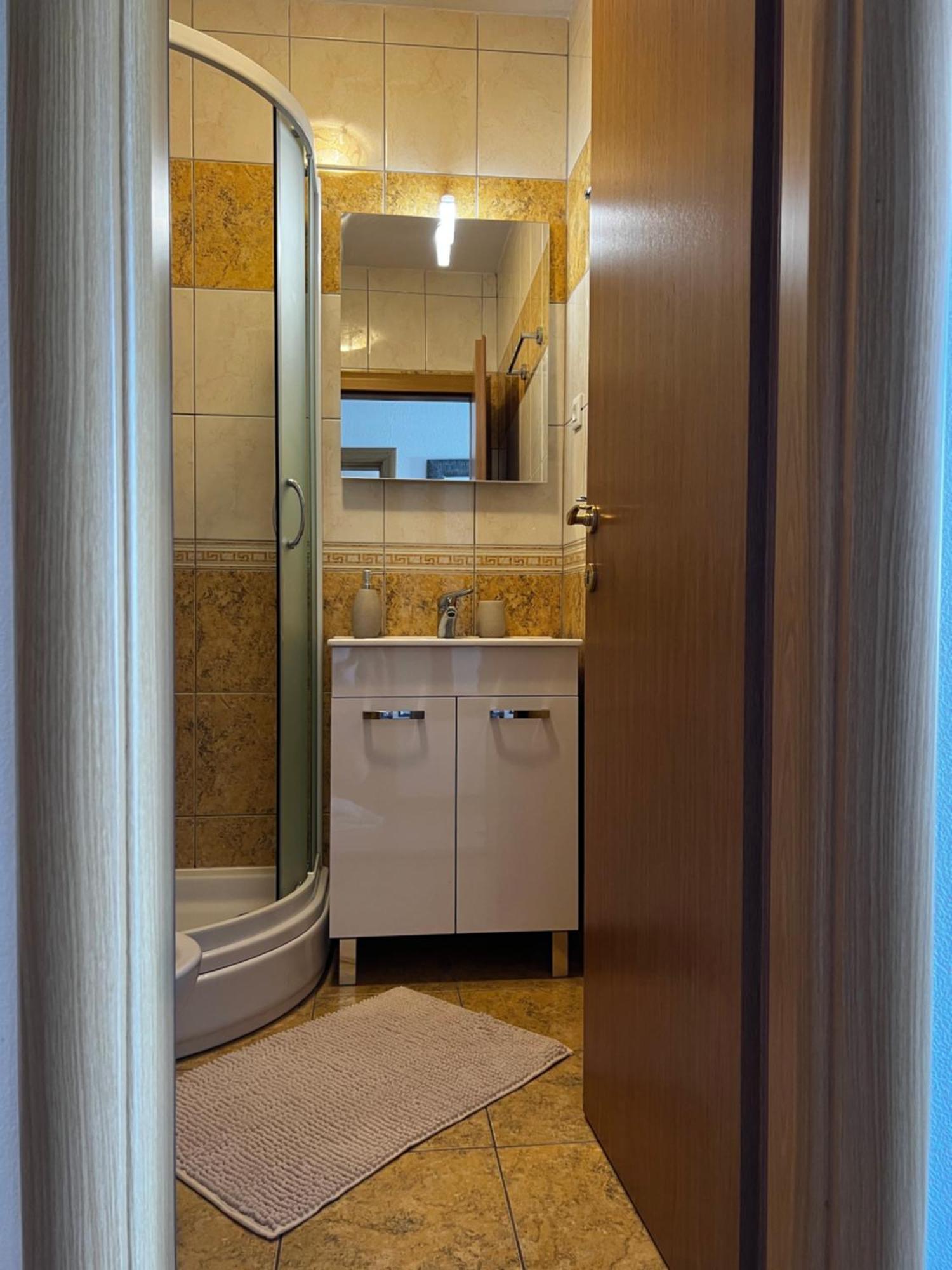 D.O.O. Yury Apartment Трогир Екстериор снимка